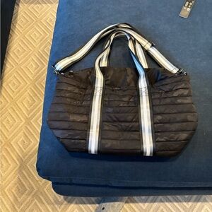 Think Royln Women's Junior Wingman Black Camo/Black Pewter/White Duffel Bag